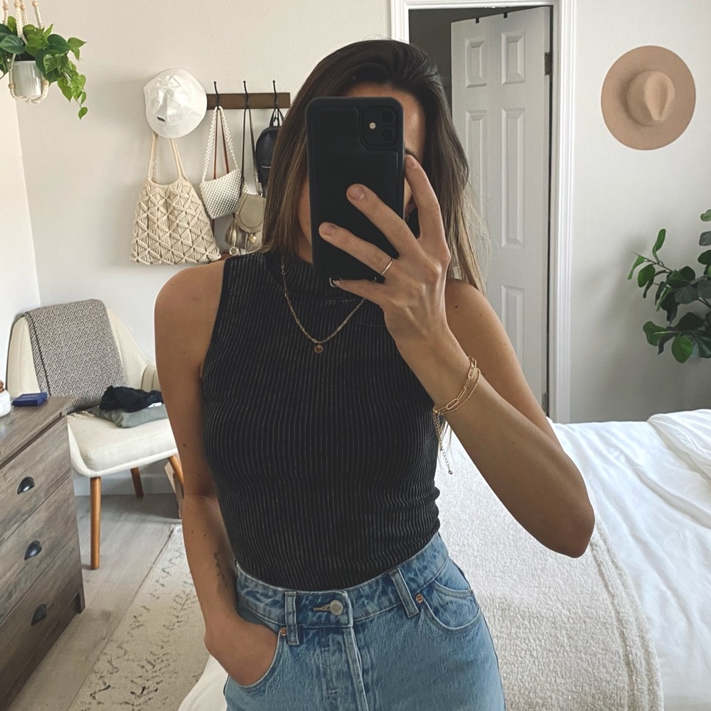 NWOT Free People sleeveless ribbed turtleneck tank